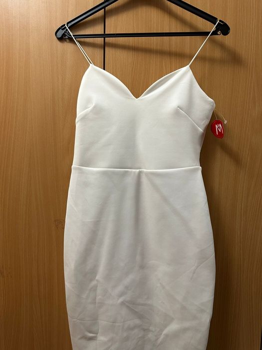 Rochii ocazie cu si fara eticheta