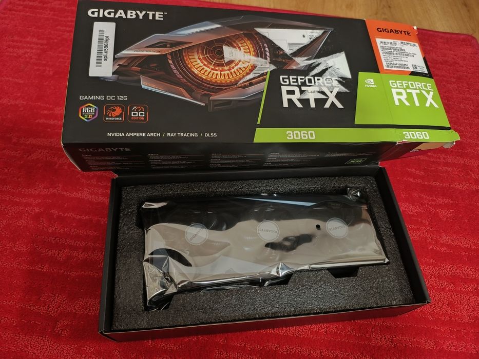 Vând placa video RTX 3060 12gb DDR6