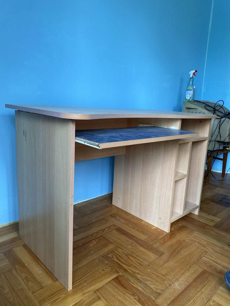 Бюро за компютър