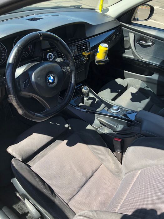 Vând sau schimb BMW 318D