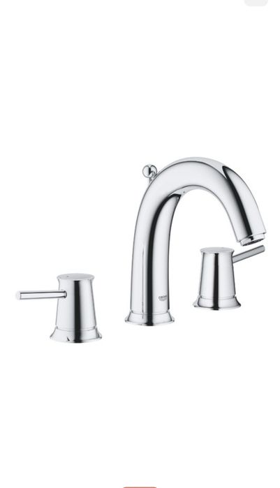 Смеситель Grohe.