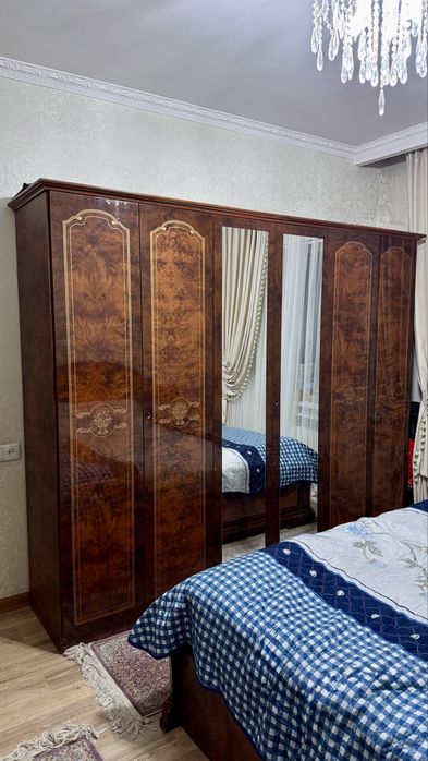 Шкаф в хорошем состоянии, для спальни