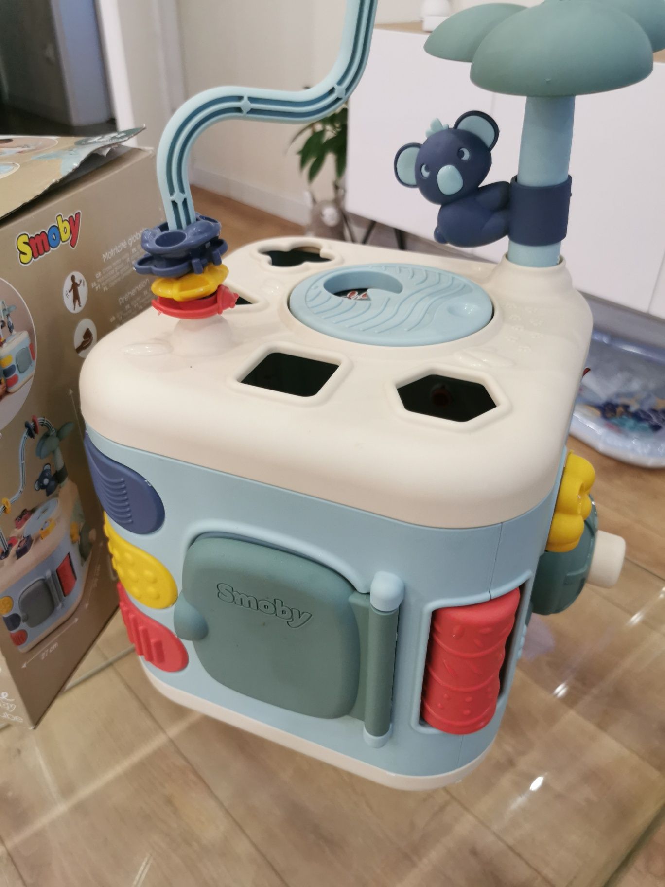 Двигателна и сензорна играчка за бебе