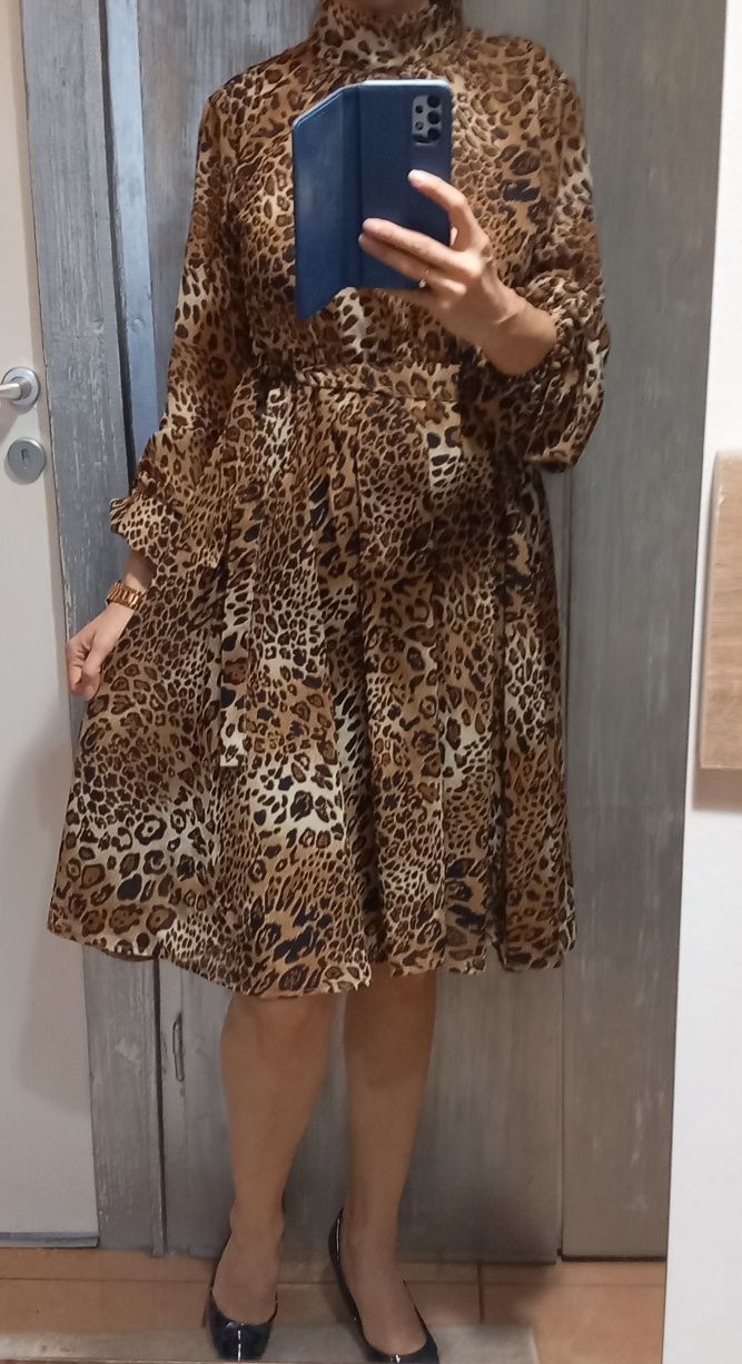 Rochie leopard nouă