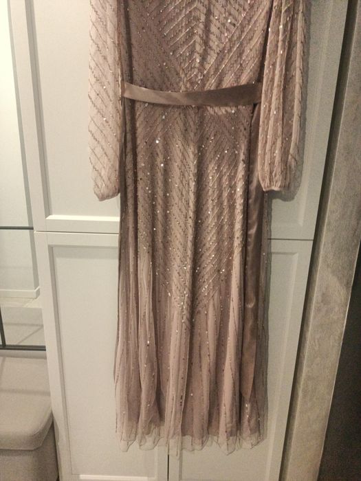 Rochie brodata cu paiete