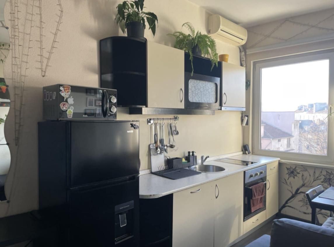 Дава се под наем Тристаен апартамент в София, Център - 70 кв.м за 675 € - Снимка #6