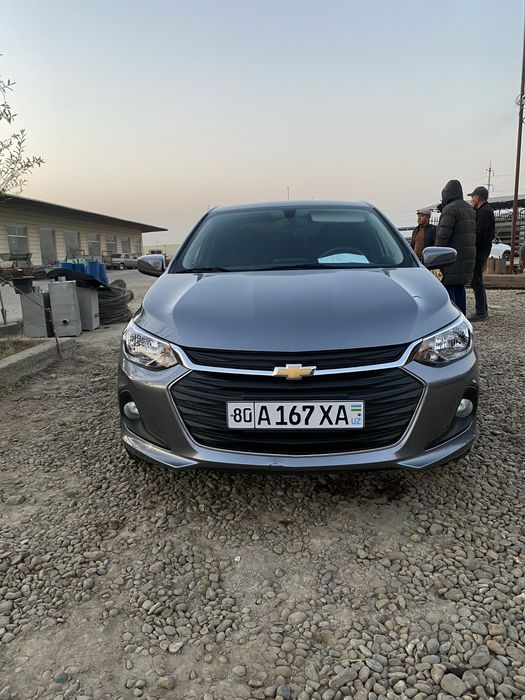 Chevrolet onix pozitsiya 2