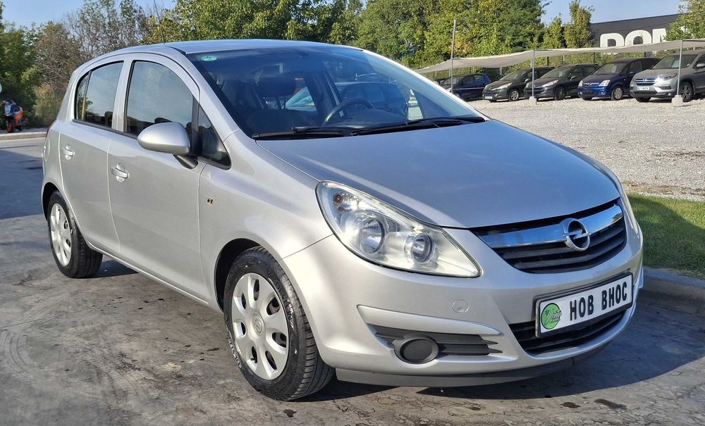 Opel Corsa D 1.2i 16V - 80PS