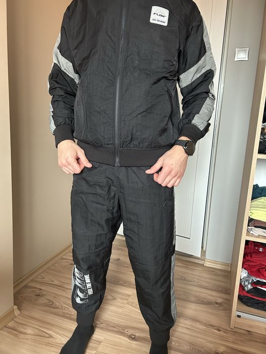 Анцуг new balance,Flair