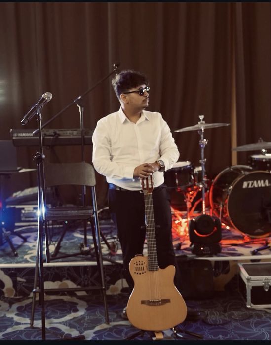 Lecții de chitară pentru începători și avansați – București