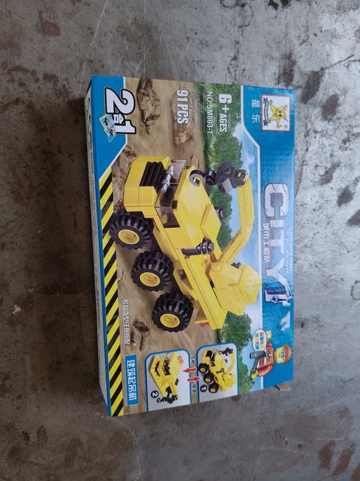 Lego City 2 in 1 pt copii 6+