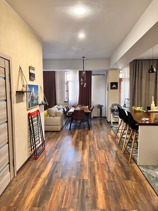 4х комнатная квартира (118кв.м) с ремонтом, Алмазарский район