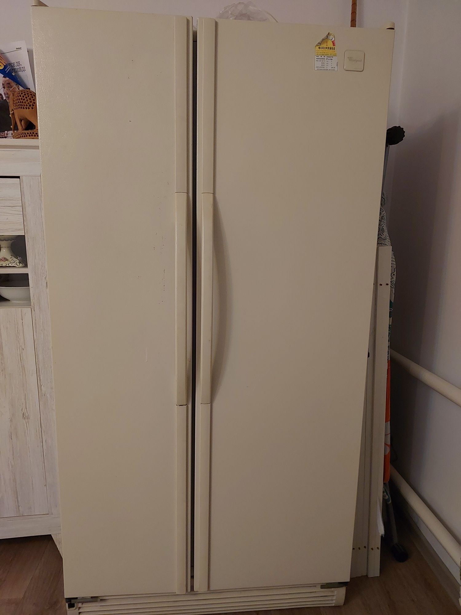 Холодильник Whirlpool (Корея)