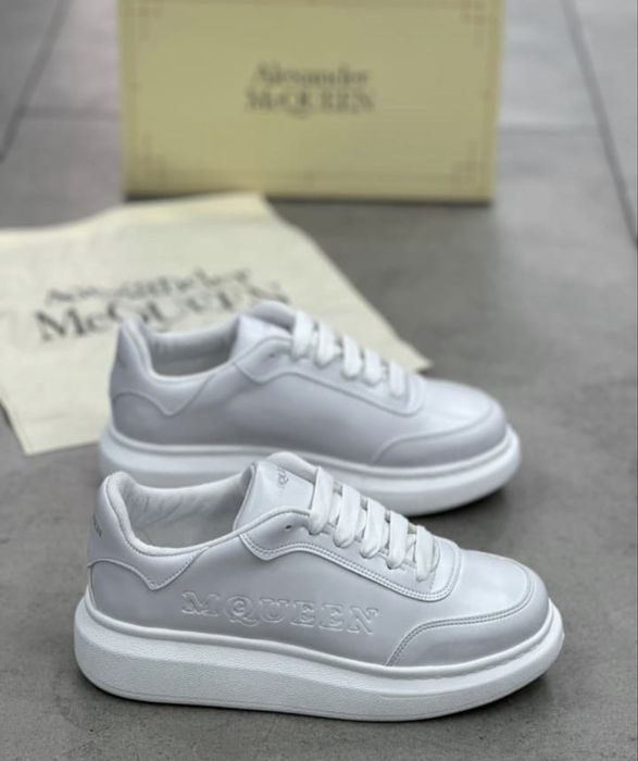 Налични Нов Модел Alexander McQueen Дамски кецове