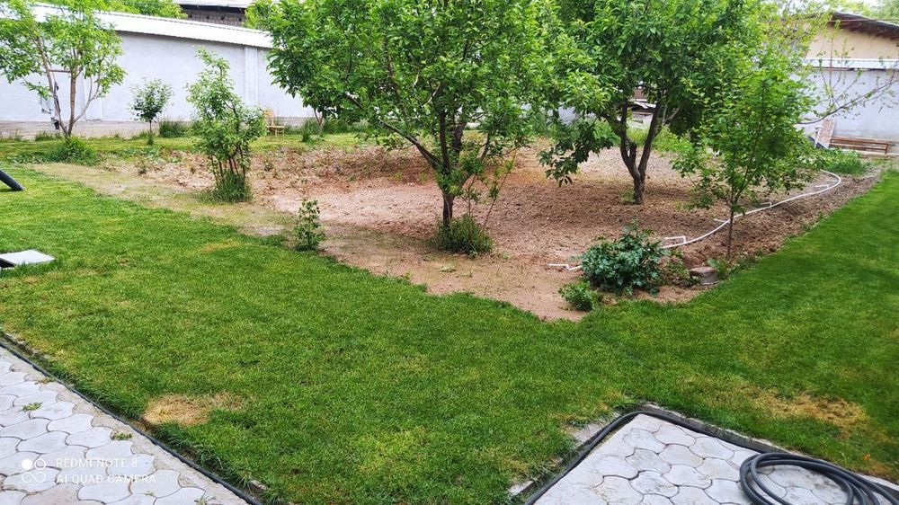 Участка сотилади 2.4 соток Сельхоз университет Селексияда