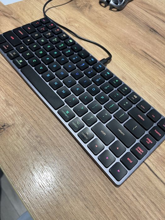 Tastatura ESR Velocity din aluminiu cu RGB