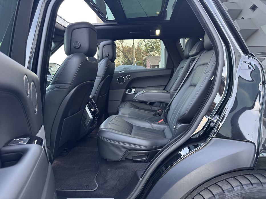 Range Rover Sport / 2021 / new model / 3.0d MildHybrid / 90.000 km