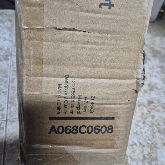 БялTV шкаф с  модерен акцент и практичен дизайн