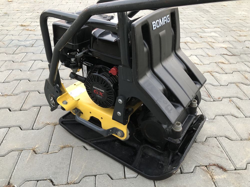 Placa Compactoare Bomag BP 12/40 de 72 Kg Fabricatie 2019