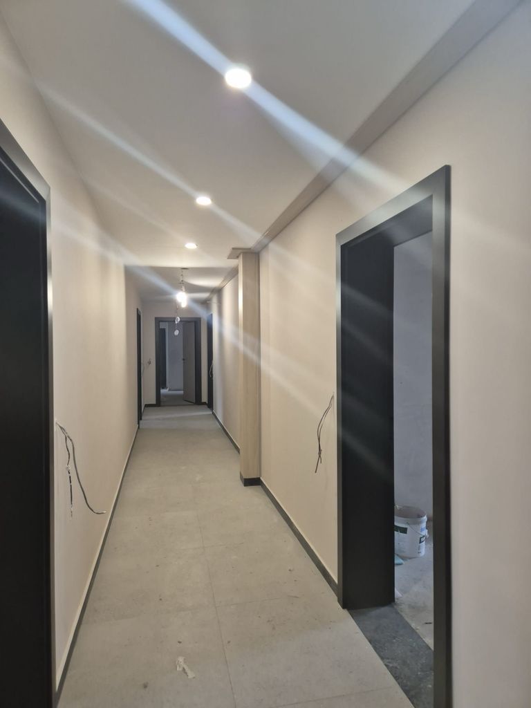 Продава се Двустаен апартамент в Пловдив, Захарна фабрика - 76 кв.м за 1303 €/кв.м - Снимка #3