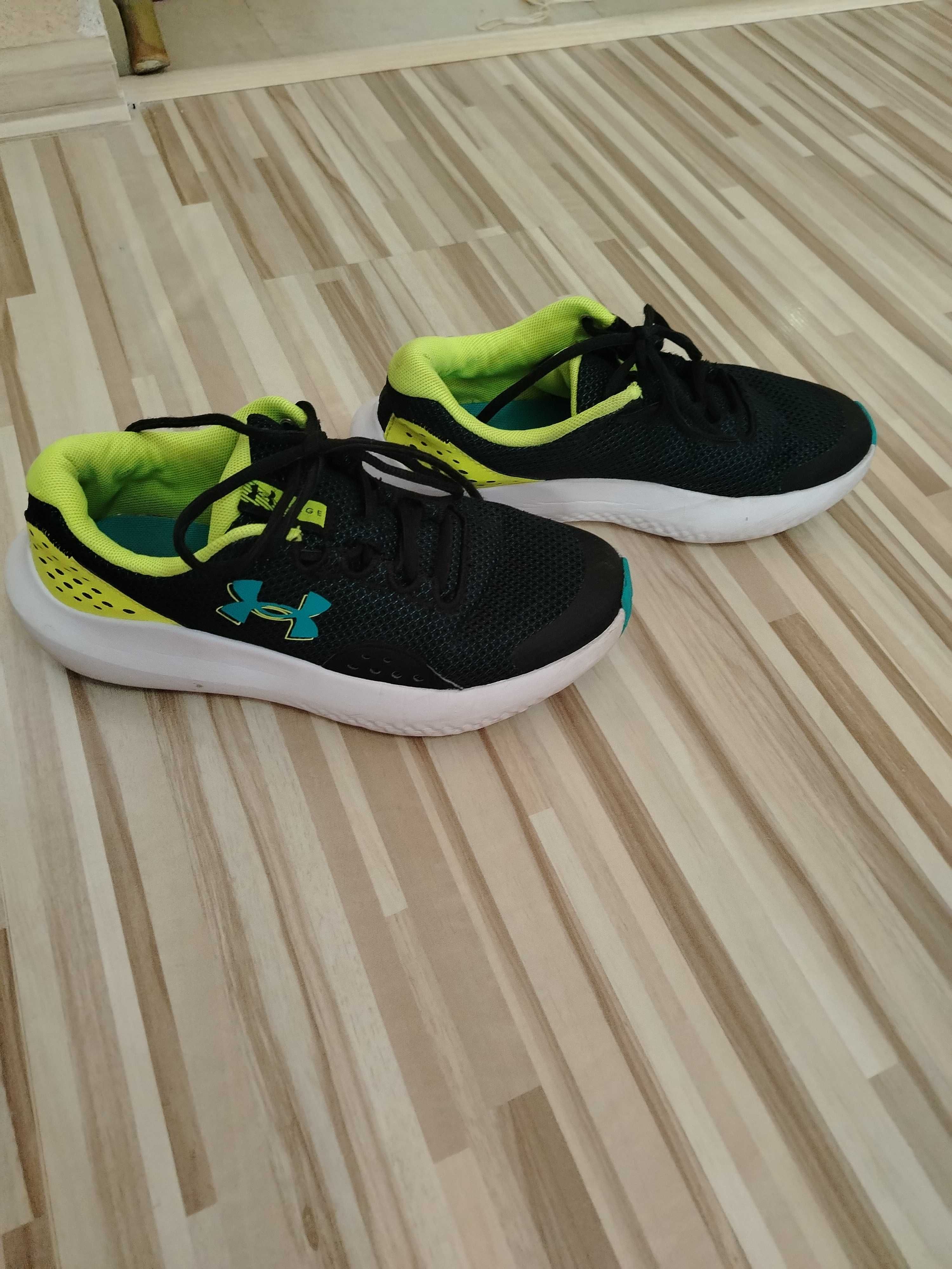 Маратонки Under armour