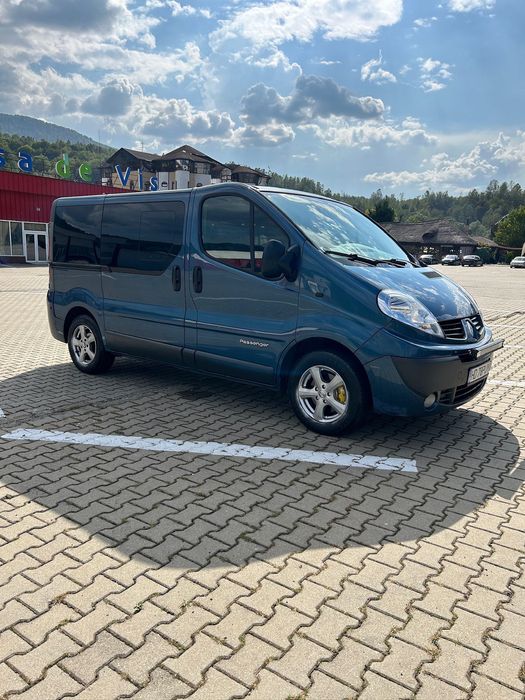 Renault trafic 8+1