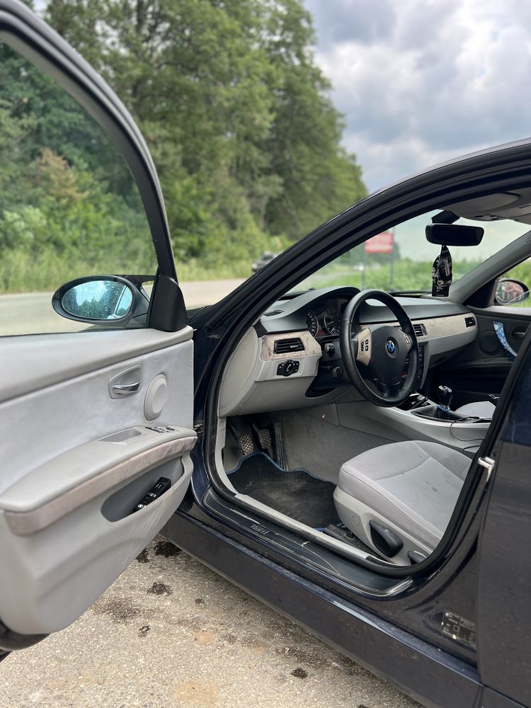 BMW seria 3 E90 318i