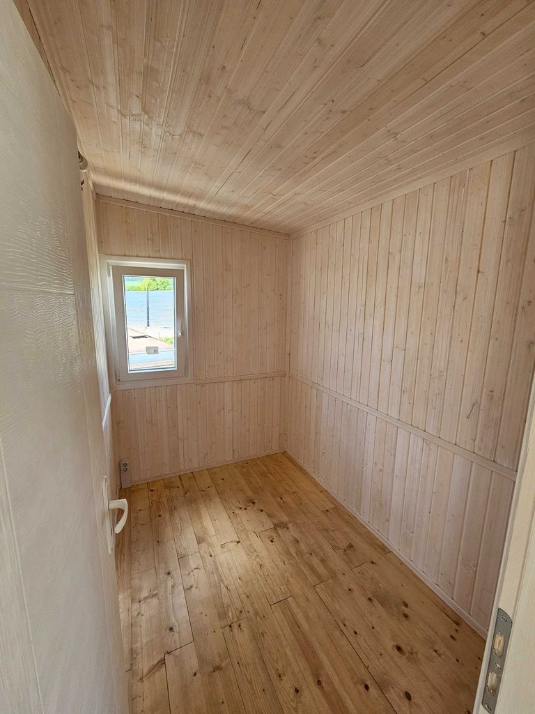 Продава се Къща в Радомир - 24 кв.м за 561 €/кв.м - Снимка #3