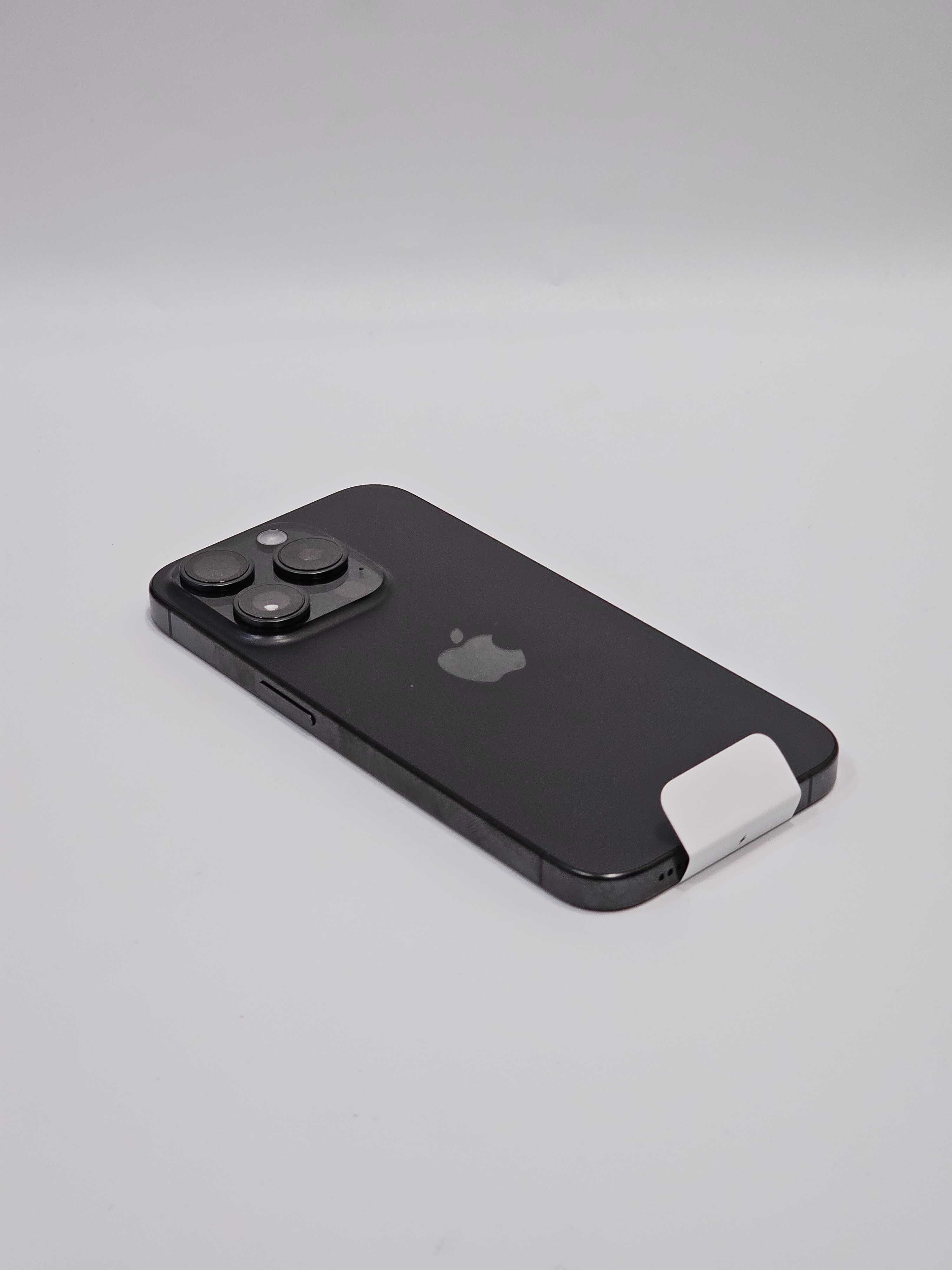 Hope Amanet P8 Iphone 15 Pro Balck Titanium Nou !! Garnatie 12 Luni