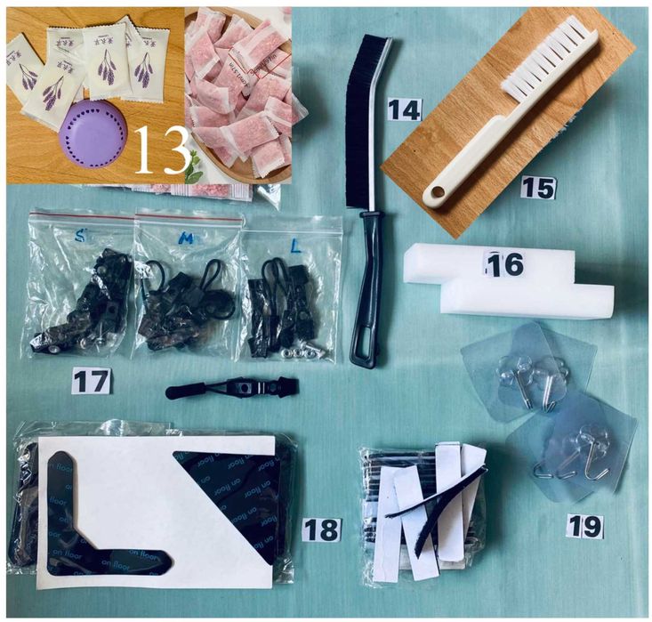 ЛОТ - необходими неща -6 снимки,6 комплекта.Цени-по групи или единично