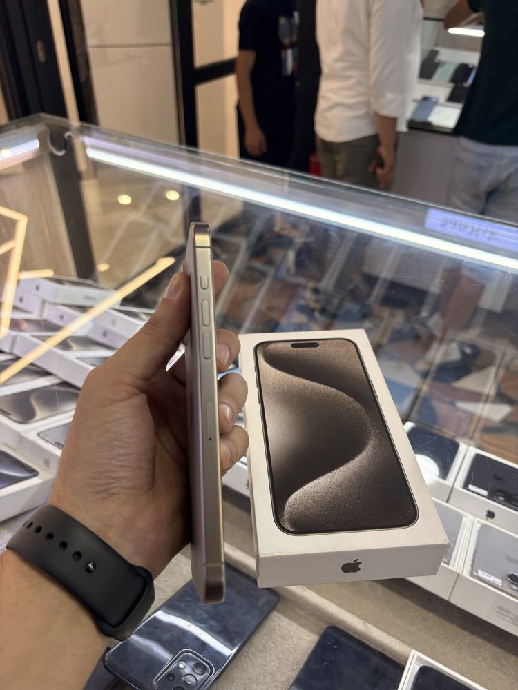 iPhone 15 Pro Max 256 gb natural 100%