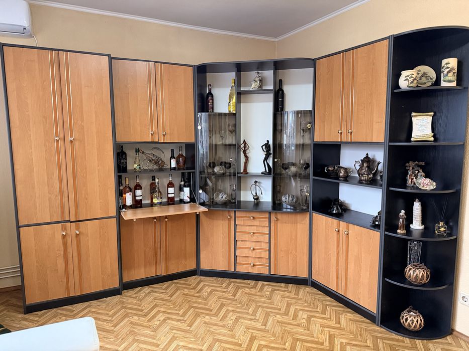 Vând mobila living -fara obiectele din imagine