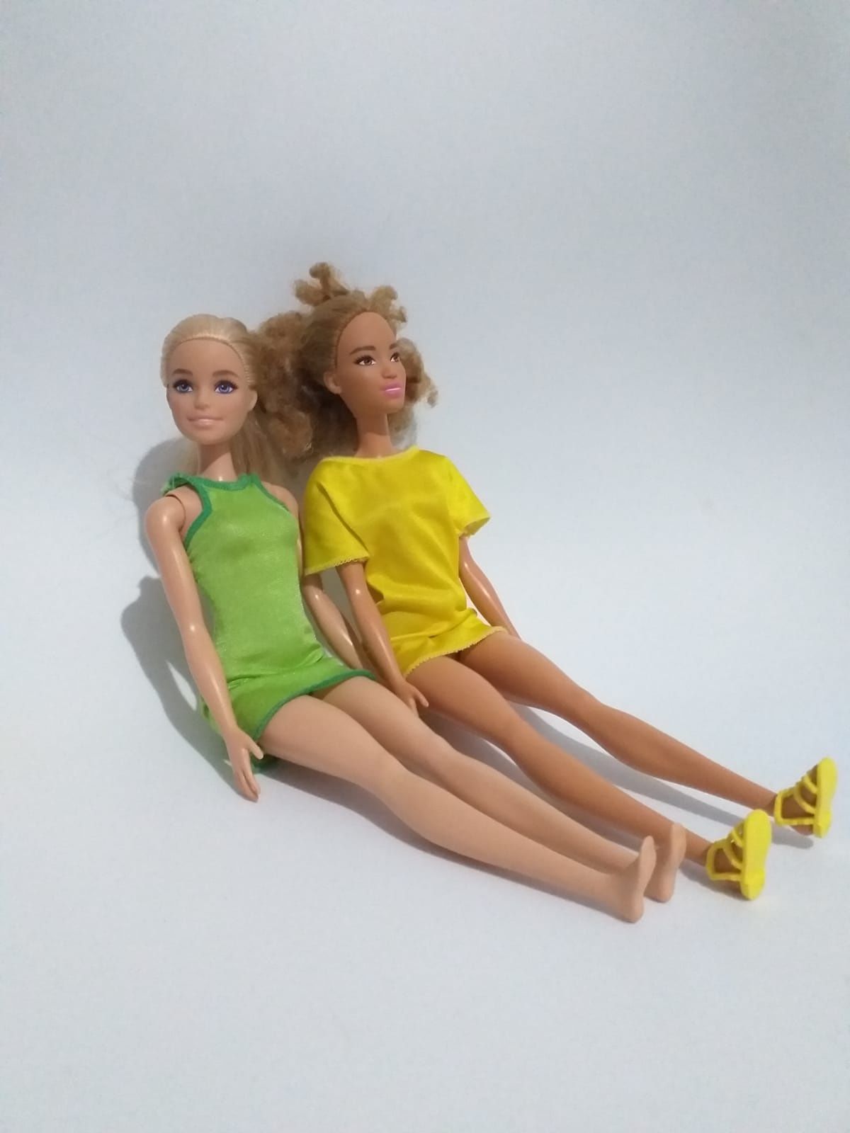 2 Păpuși Barbie noi
