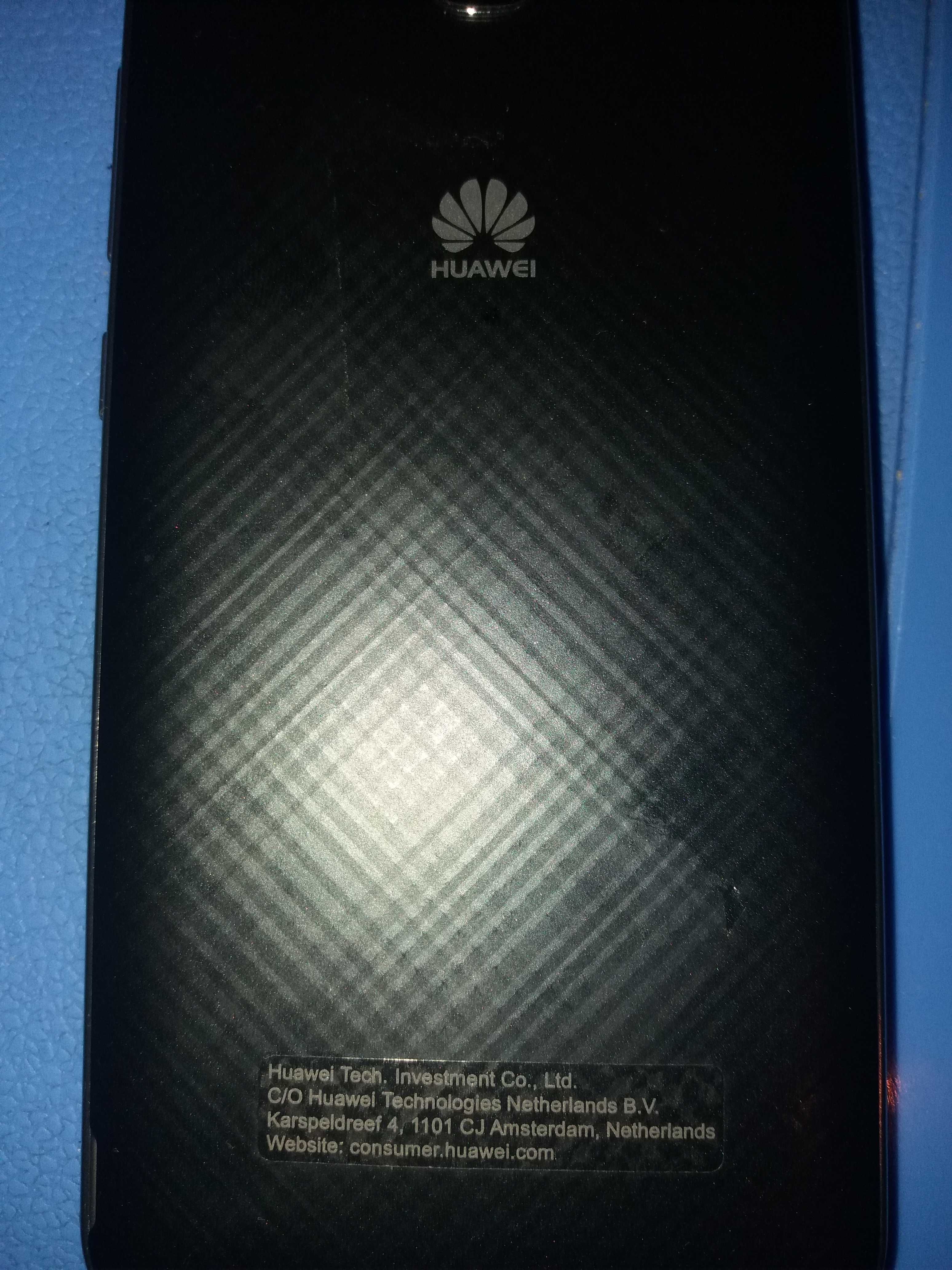 телефон марка huawei