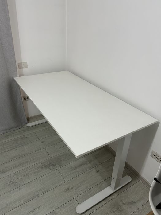 Birou Jysk 160x80 cu reglare manuala pe inaltime
