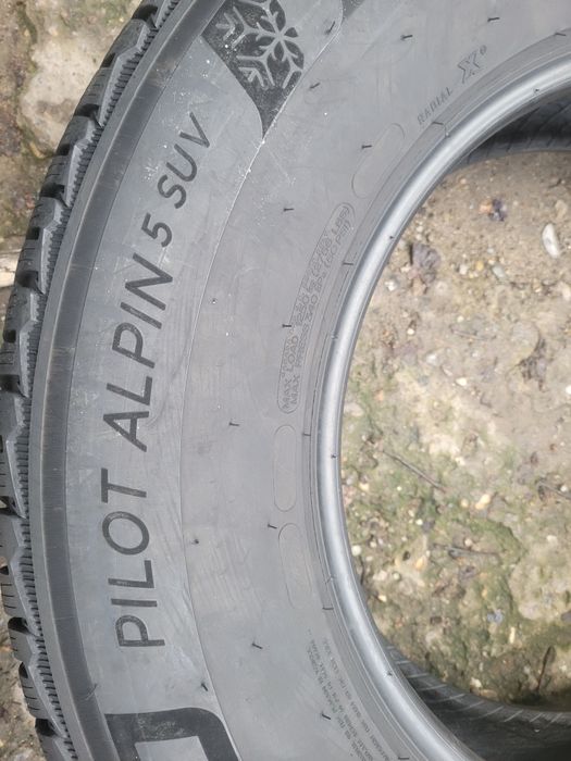 255 70 18 Anvelope de iarnă Michelin Alpin 5 Dot 2024