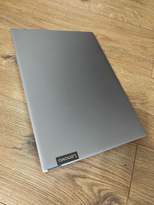 Lenovo IdeaPad S340 i3 Gen 10 ; SSD 250 GB ; 8 GB RAM