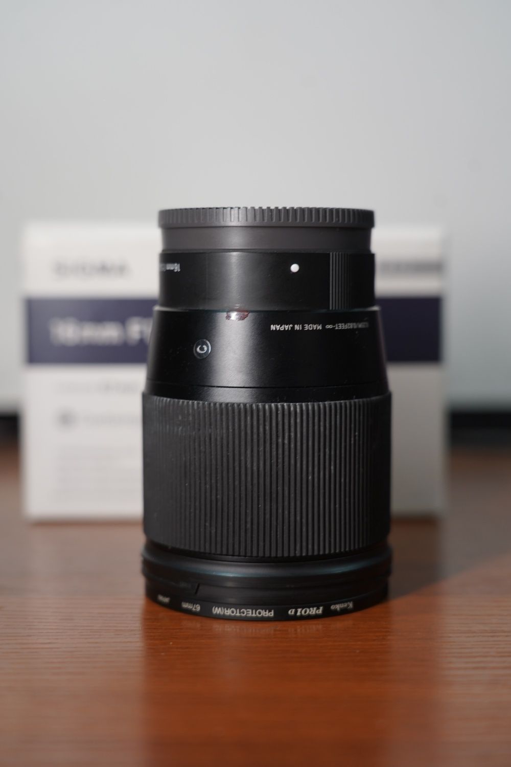 Обьектив для sony: sigma 16 mm f1.4 DC in