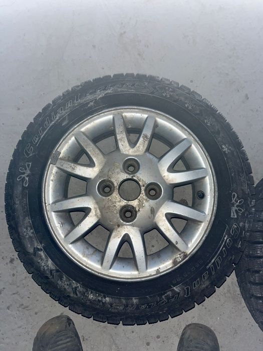 Зимние шины в отличном состоянии