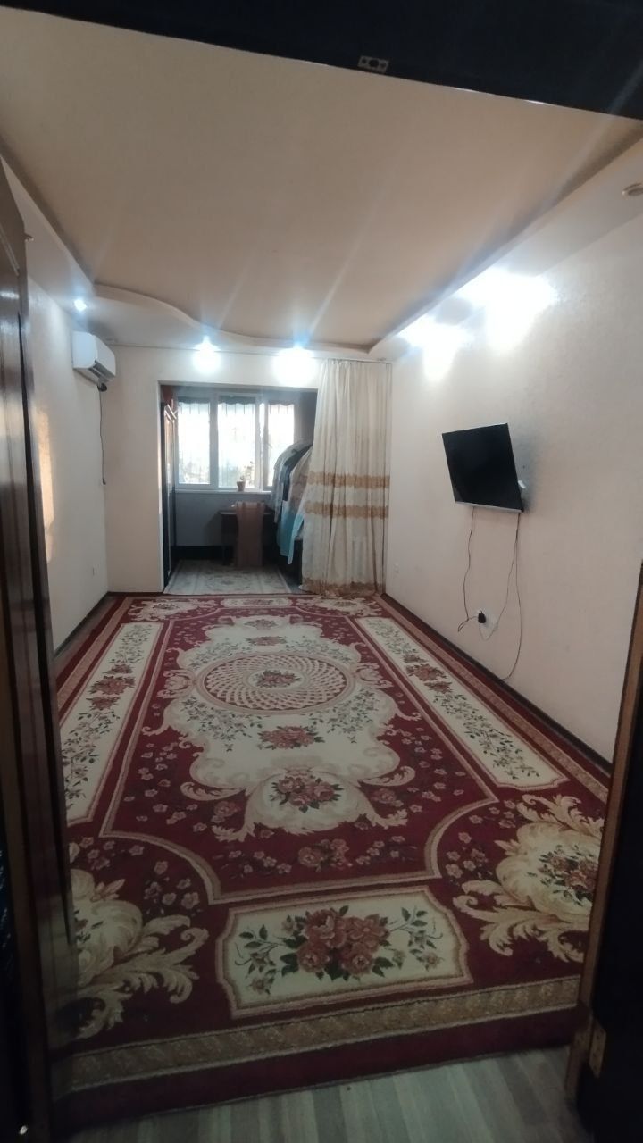 Срочно продаётся квартира 3/5/5 Ахмад Югнаки №У28