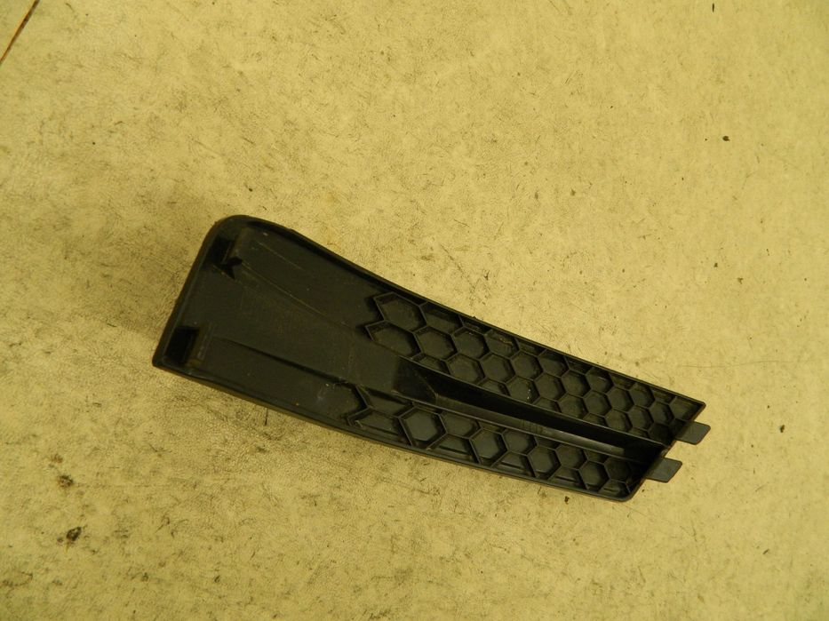 Grila Bara fata, VW Crafter, partea stanga, 2017, 2018, 2019, 2020, 2021, 2022, 7C0807245.