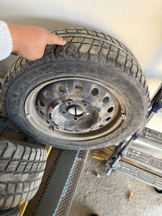 Продам шины с дисками