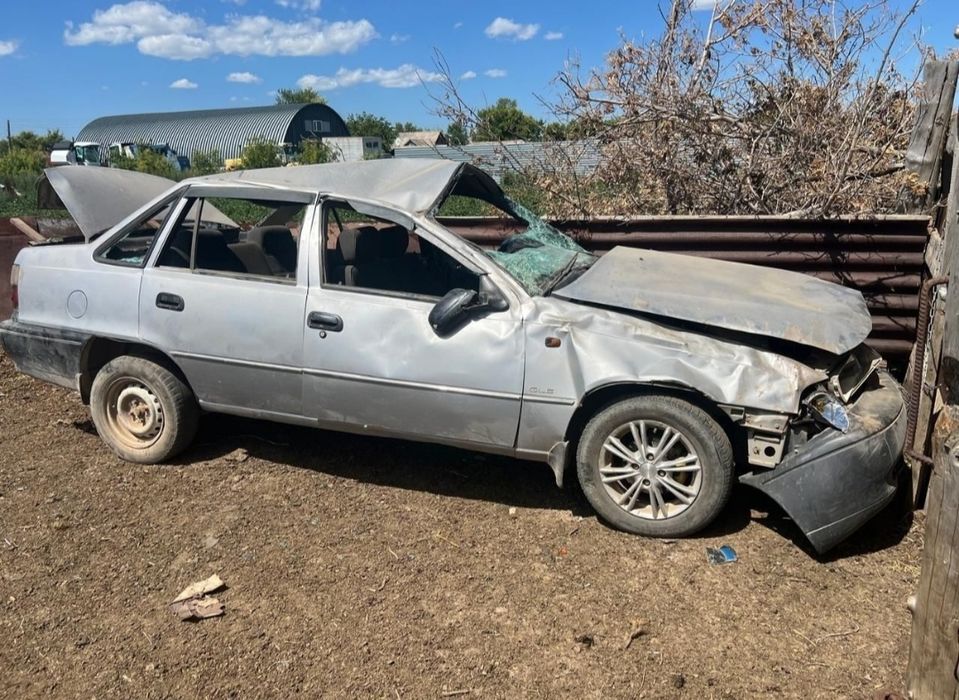 Продаю автомобиль нек-ция