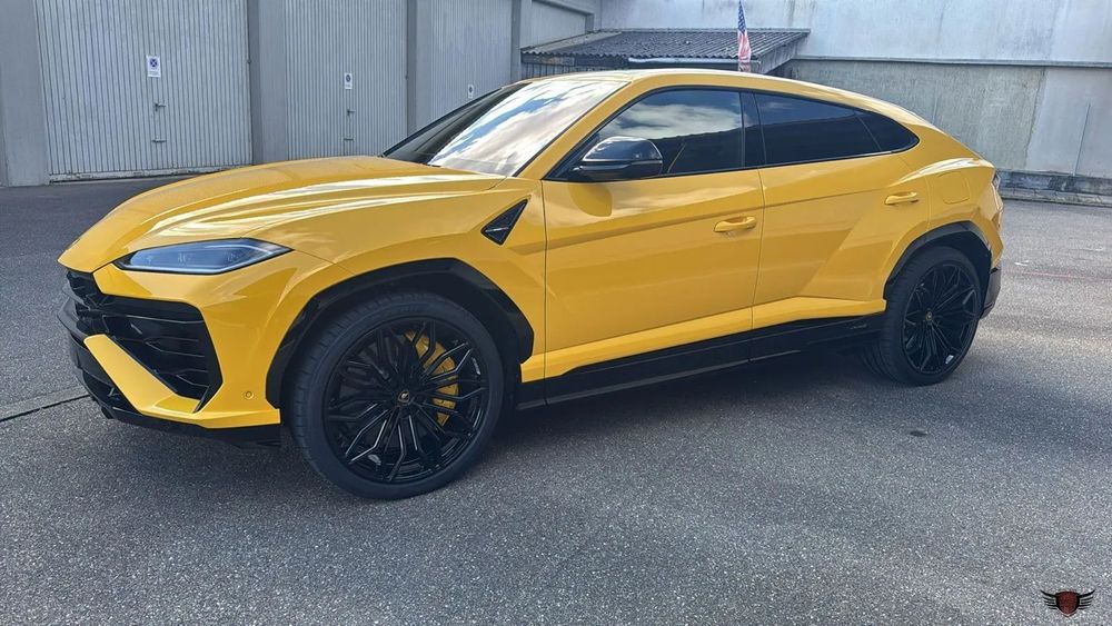 Lamborghini URUS Lamborghini URUS SE Plug-In Hybrid 2025 / Finanțare Leasing