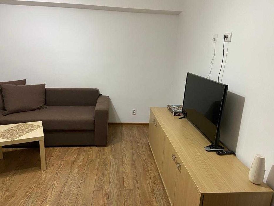 Apartament de inchiriat Lujerului-Politehnica( 3-4 minute de Metrou )