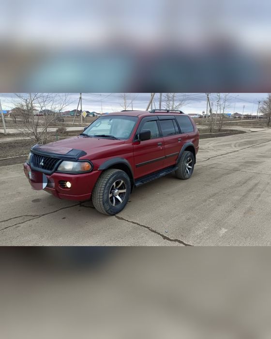 Продам Машину Mitsubishi Montero sport
