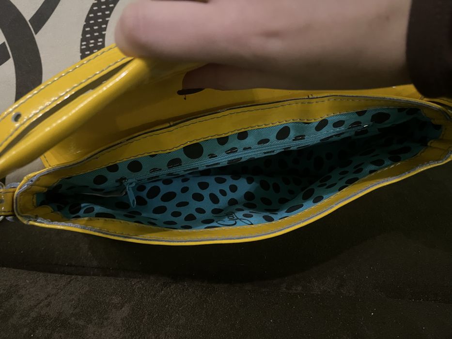 Чанта носена няколко пъти