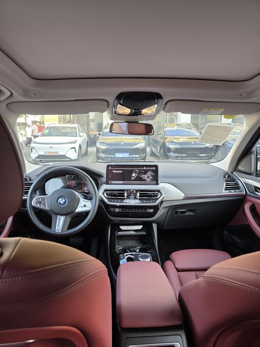 BMW ix3 2024 г Harman cordon
