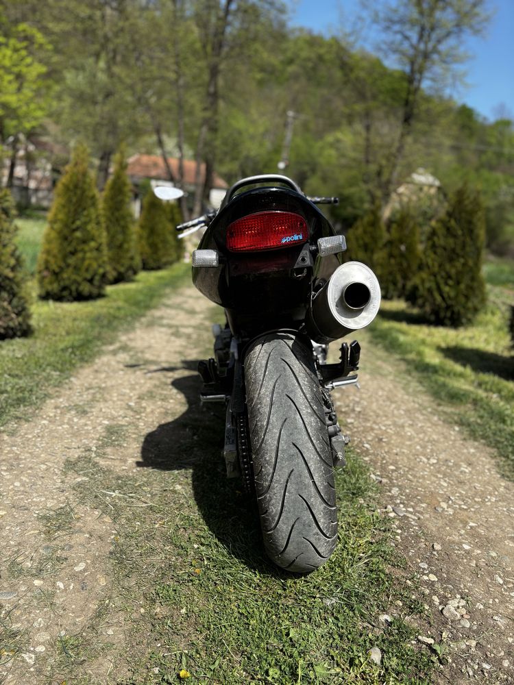 Vand honda hornet 600 pc 34
