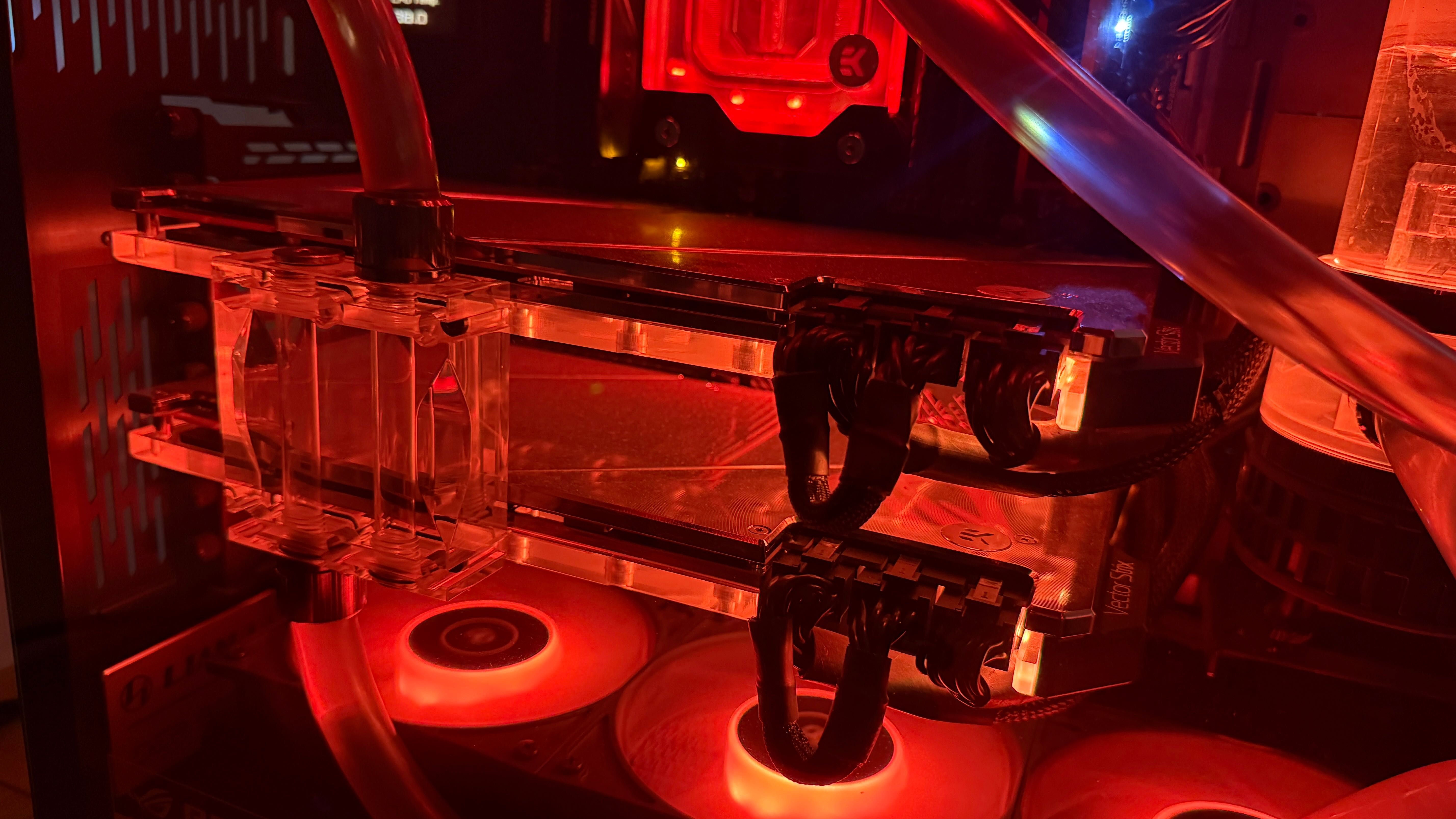 Workstation Threadripper 3960X + 2x RTX 3090 + EKWB 128GB RAM 2.5TB